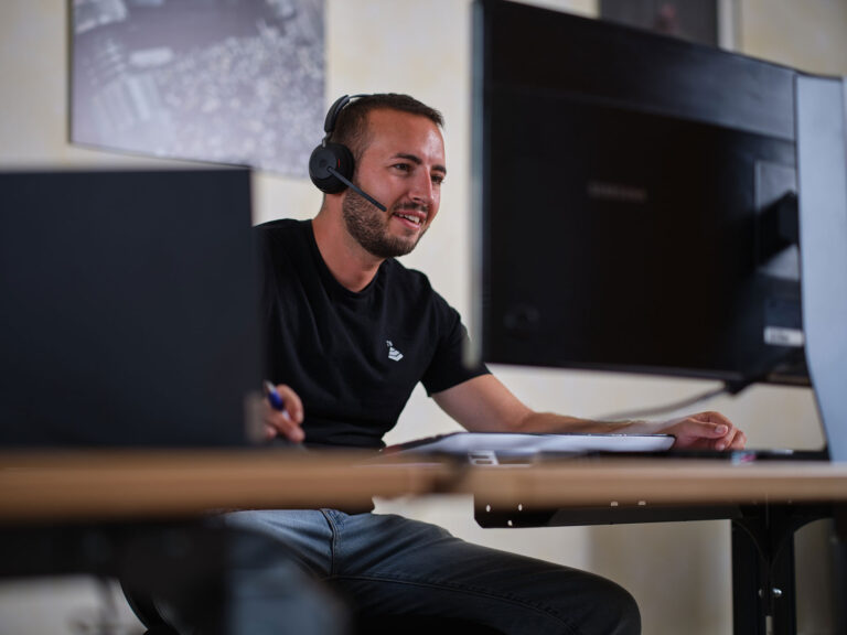 Mitarbeiter im Büro.