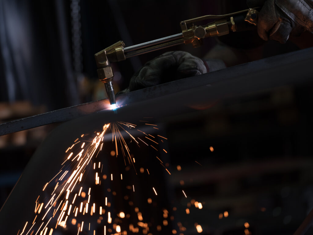 Brennteile von KTS Stahl in Bearbeitung.